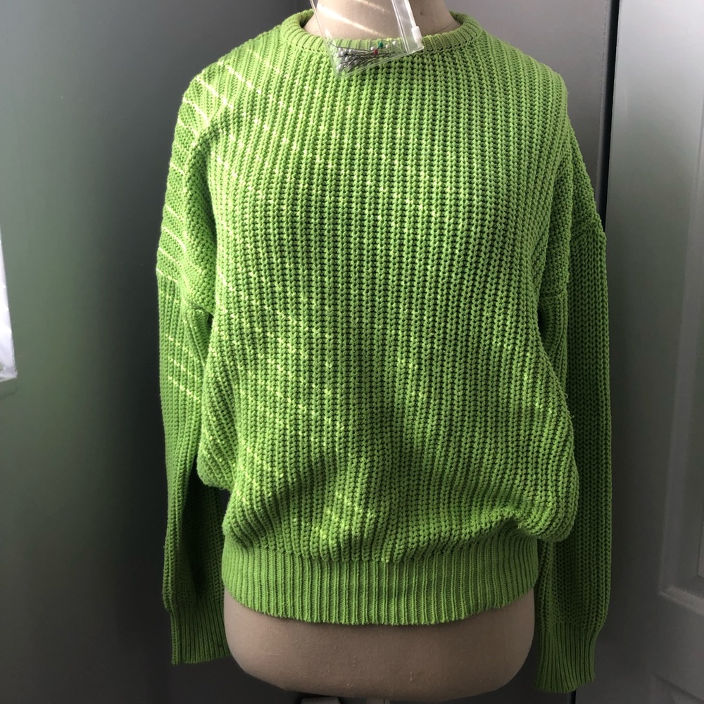 PRE OWNED AMERICAN APPAREL GREEN SWEATER SIZE S
